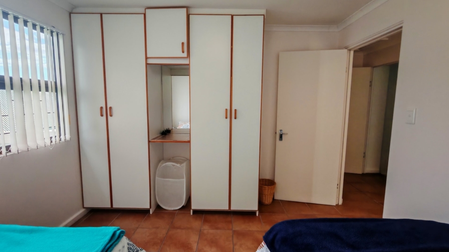 5 Bedroom Property for Sale in Twee Kuilen Western Cape